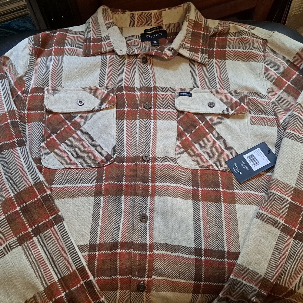 Brixton Bowery Flannel Button-Down Shirt XL. Cream/Brown